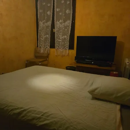 The Private House Privatunterkunft Paroy